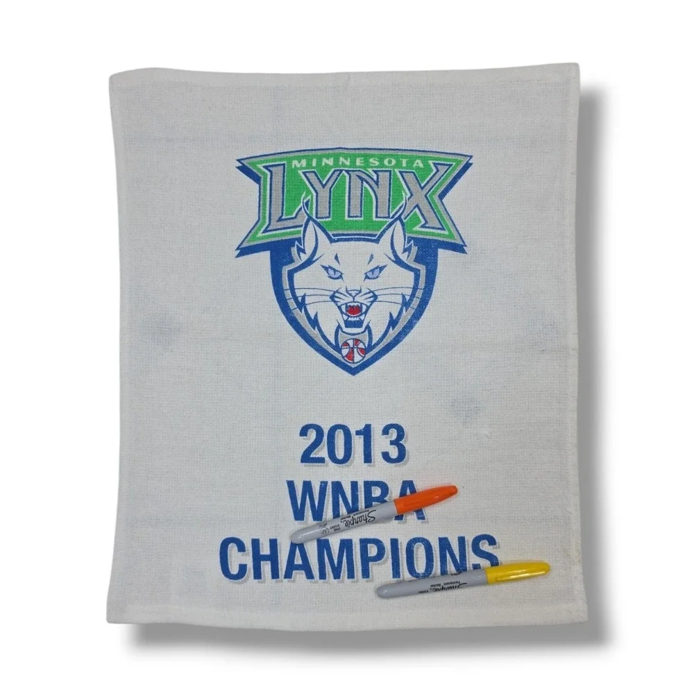2013 Minnesota Lynx WNBA Basketball Champions Towel Promotional Promo Souvenir